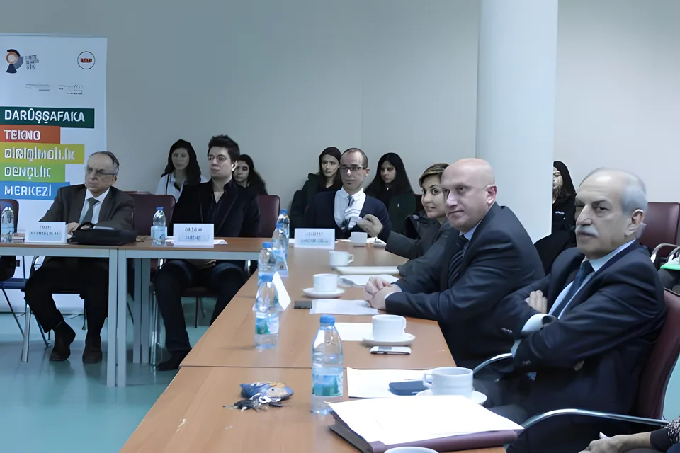 Darüşşafaka Lisesi – Erdem Genç