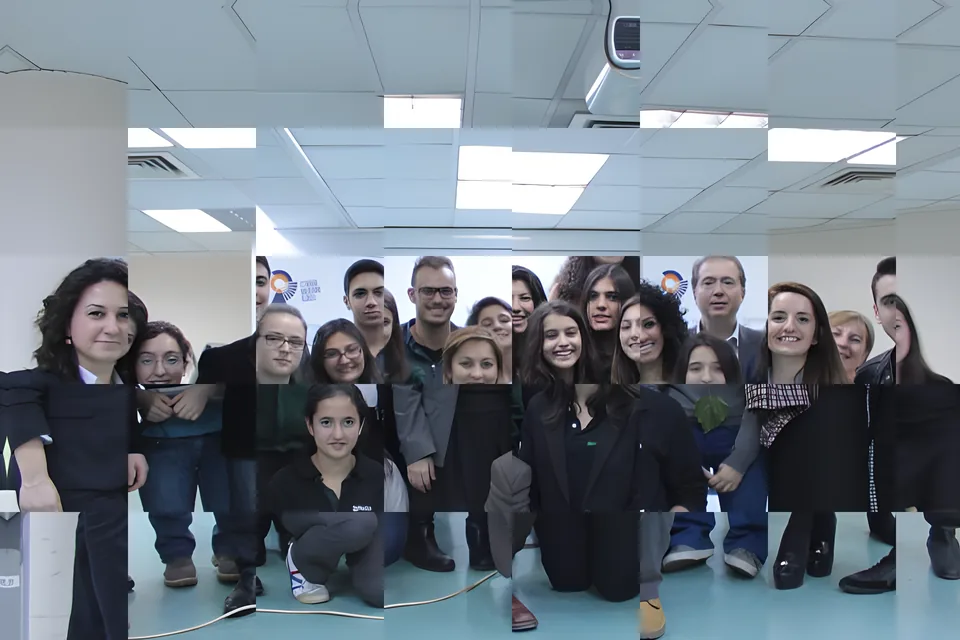 Darüşşafaka Lisesi – Erdem Genç