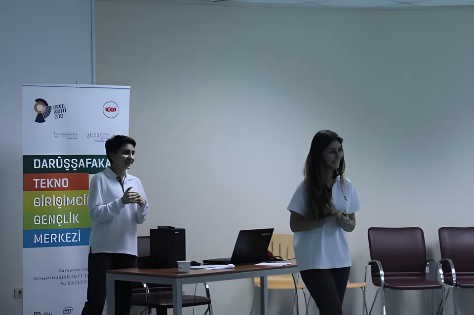 Darüşşafaka Lisesi – Erdem Genç