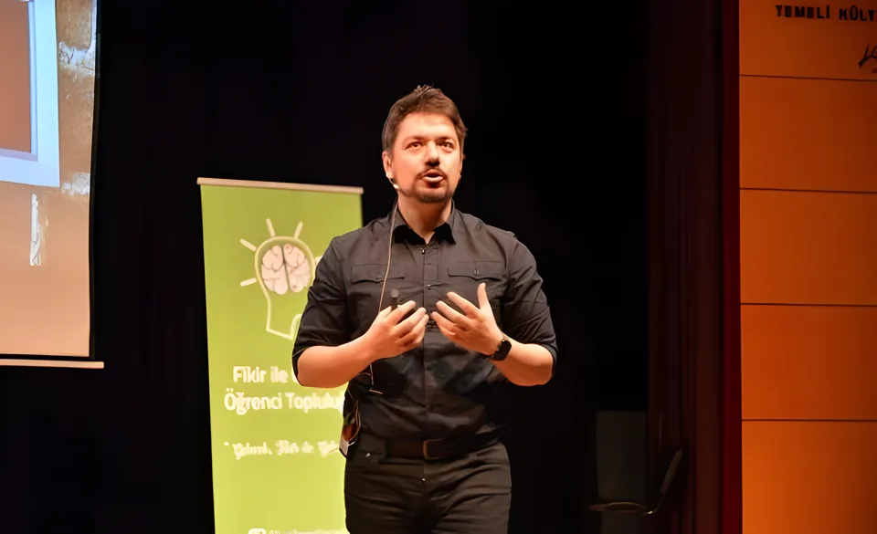 Medya Rota – Erdem Genç